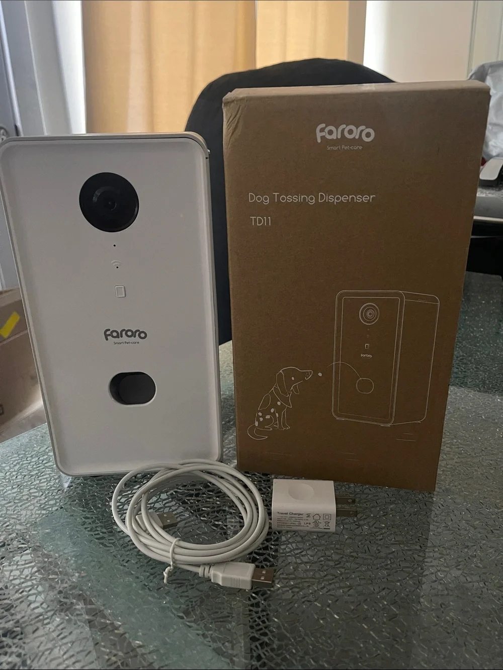 Fararo Pet Treat Dispenser with Camera